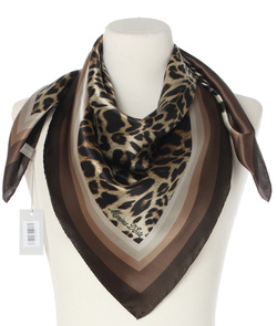 Ekskluzywna apaszka z jedwabiu chusta włoska w cętki pantera Marina D'Este 90x90 Italian Silk Animal Print