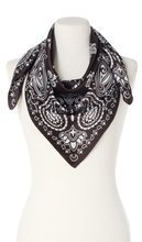 czarna Bandana Chusta Apaszka damska Włoska 90x90 rebel Paisley