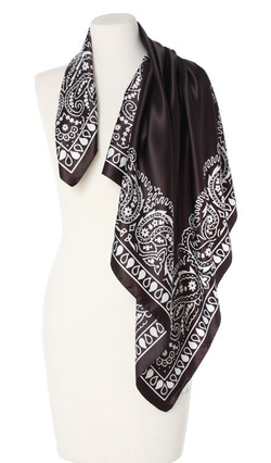 czarna Chusta Bandana Apaszka Włoska 90x90cm ITALIA
