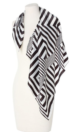 biało czarna Chusta geometryczna Apaszka damska Włoska 90x90 elegancka