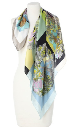 jedwabna Apaszka Chusta elegancka Laura Biagiotti 90x90cm w Kwiaty niebieska zielona