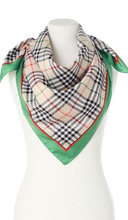 Modna Chusta Apaszka na wiosnę 90x90cm Klasyczna Kratka beżowa