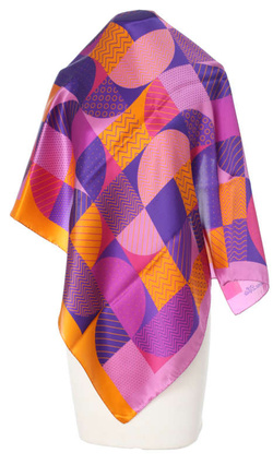 elegancka jedwabna Apaszka geometryczna Chusta Włoska fuksja Marina D'Este ekskluzywna Italian Silk