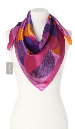 elegancka jedwabna Apaszka geometryczna Chusta Włoska fuksja Marina D'Este ekskluzywna Italian Silk
