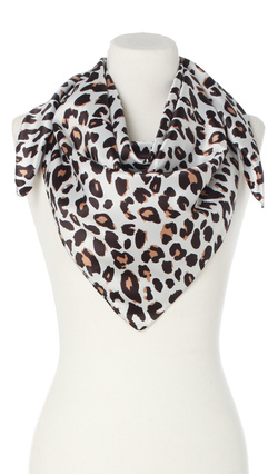 Biało czarna chusta włoska panterka cętki apaszka na piękny prezent 90x90cm Made in Italy animal print