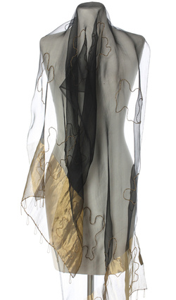 Wizytowy wieczorowy szal czarno złoty z haftami Laura Verdiani 60x190cm Jedwab Organza
